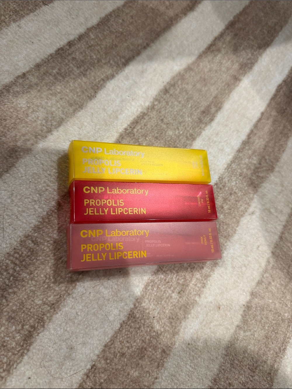 CNP Laboratory Propolis Jelly Lipcerin Lip Gloss Honey Cake, Pink Donut Cherry